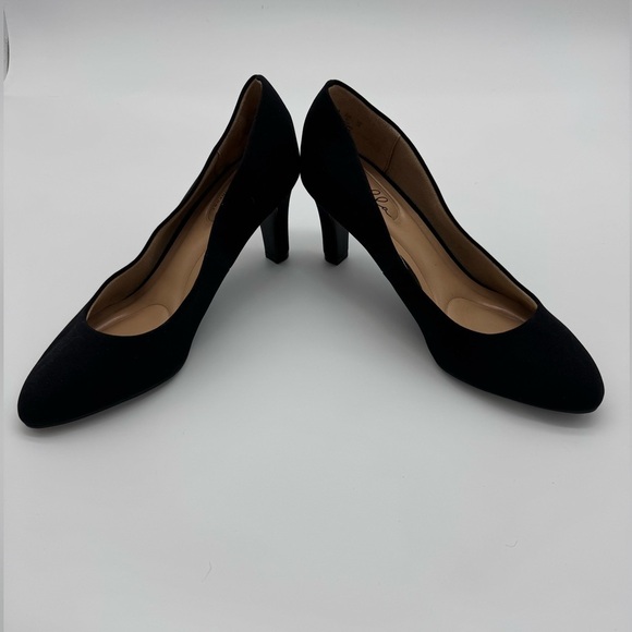 Abella True Comfort Black Pointed Toe Pumps – Size 11 - Picture 7 of 7